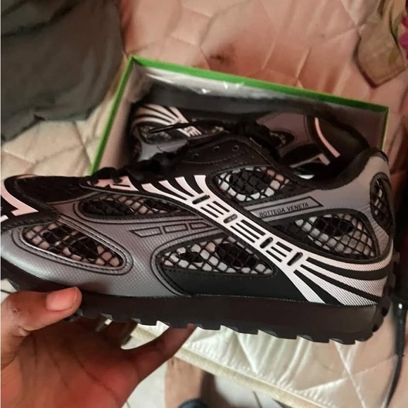 Bottega Veneta Other - Bottega Veneta White and Green Dust Bag